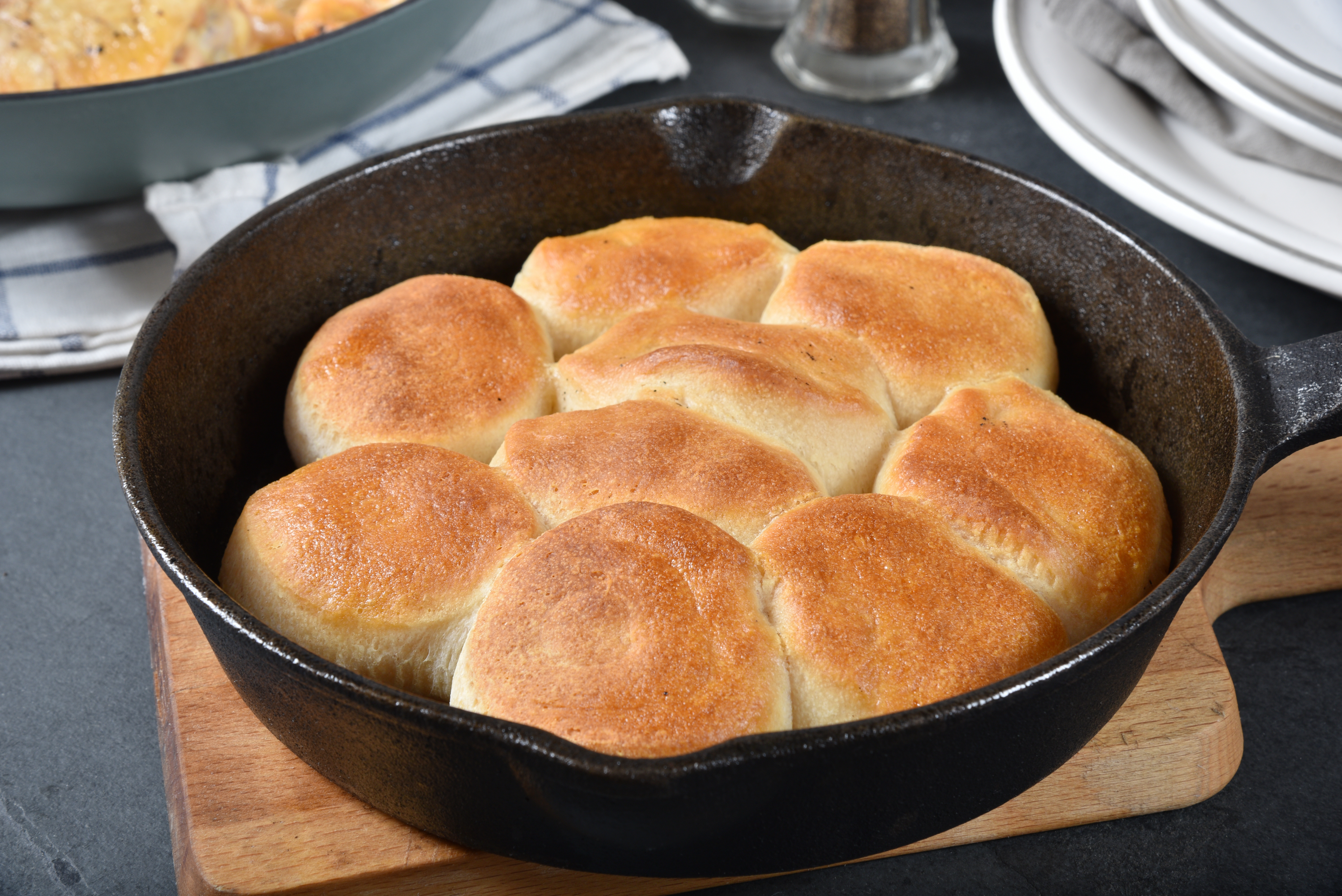 The best gifts for cast iron cooking enthusiasts